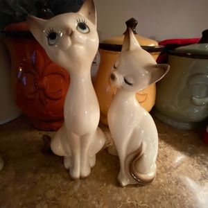 Vintage Siamese Porcelain Cats (2)